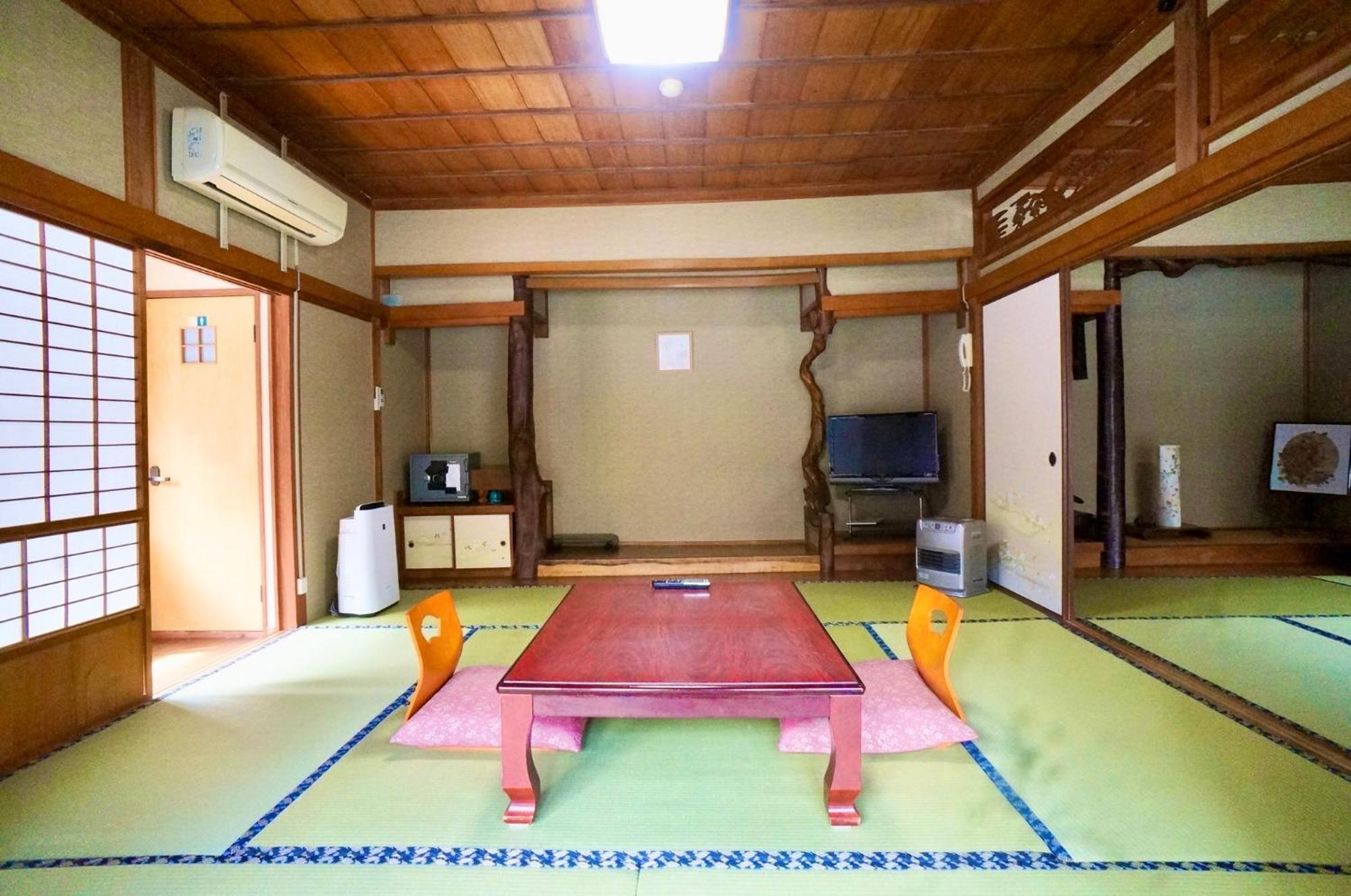 Takaosou Hotel Yufu Ngoại thất bức ảnh