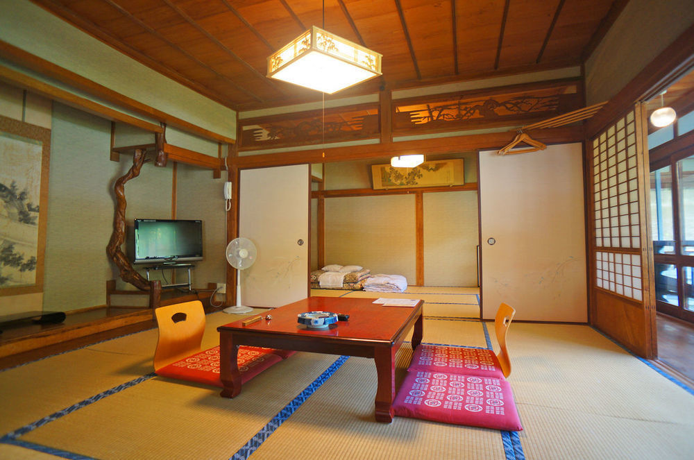 Takaosou Hotel Yufu Ngoại thất bức ảnh